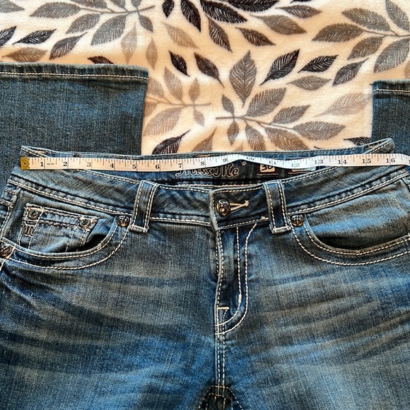 Miss Me Jeans - Picture 8 of 12